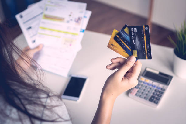 The Multifaceted World of Credit Cards: Uses, Advantages, and Disadvantages